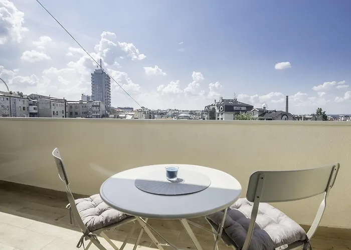 Urban Zen With View - Break شقة بلغراد